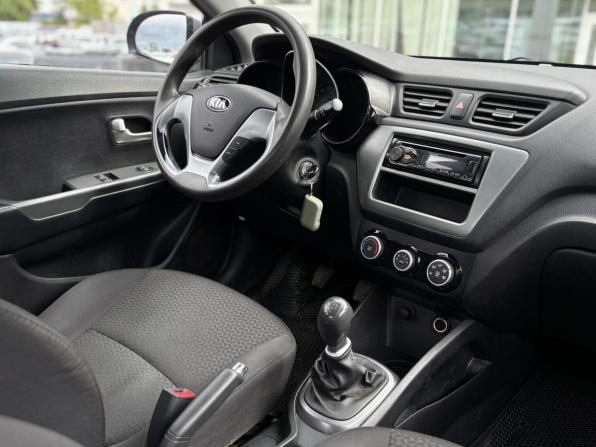 Kia Rio III Рестайлинг с пробегом 2016 года, цена 895 000 рублей, 121646 км, седан, Автокод Объявления