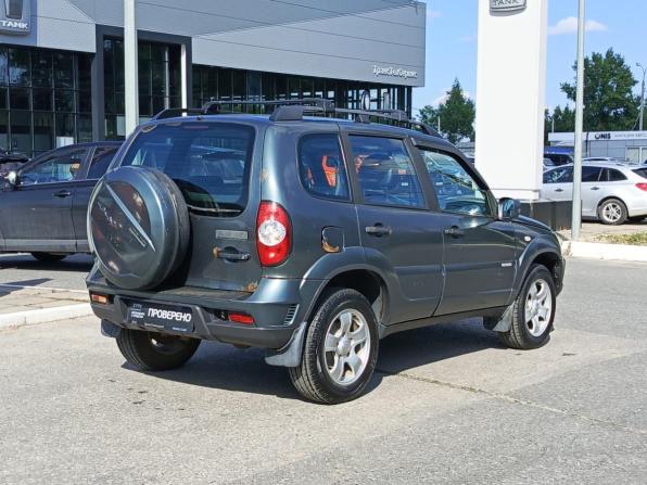 Chevrolet Niva I Рестайлинг с пробегом 2011 года, цена 330 000 рублей, 230715 км, внедорожник, Автокод Объявления