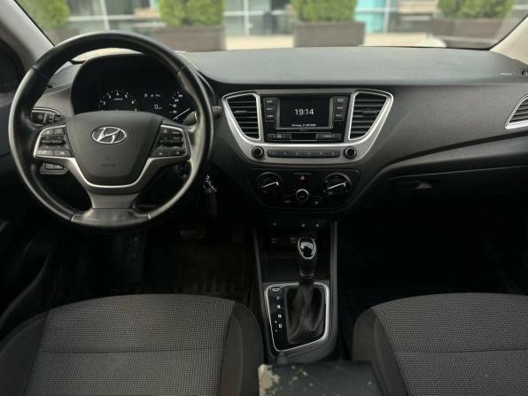 Hyundai Solaris II с пробегом 2019 года, цена 1 195 000 рублей, 163500 км, седан, Автокод Объявления