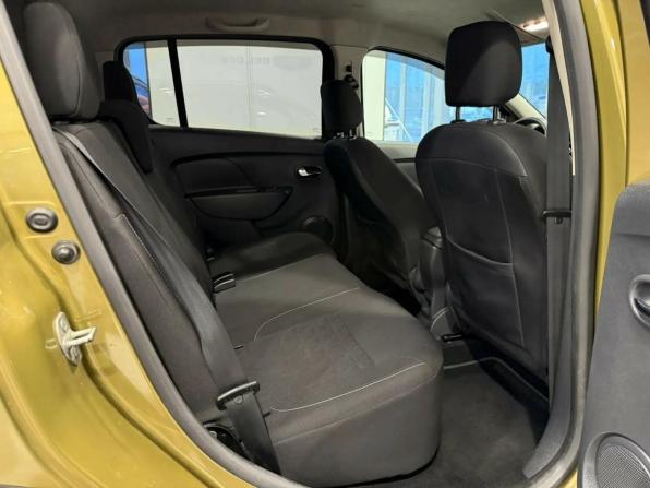 Renault Sandero II с пробегом 2015 года, цена 740 000 рублей, 245000 км, хэтчбек, Автокод Объявления