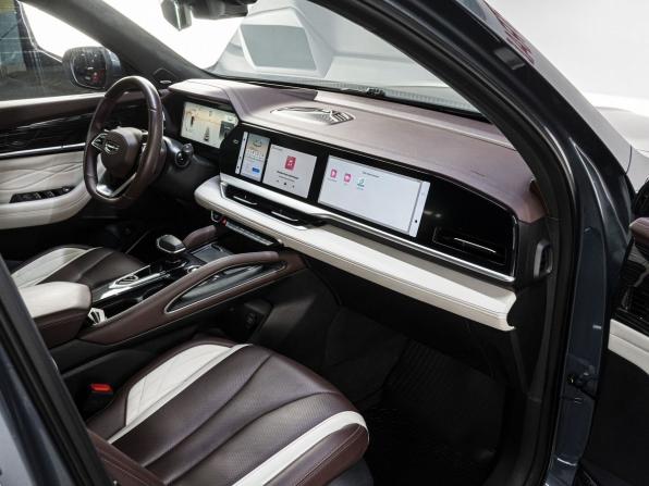 Geely Monjaro I с пробегом 2023 года, цена 3 230 000 рублей, 60640 км, внедорожник, Автокод Объявления