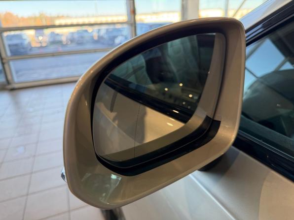 Volvo V90 Cross Country I с пробегом 2017 года, цена 2 795 000 рублей, 113237 км, универсал, Автокод Объявления