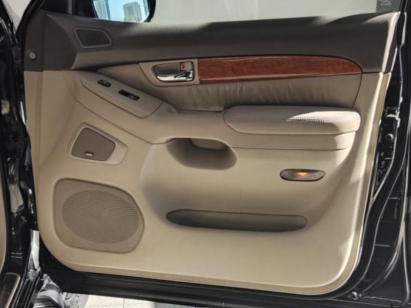 Lexus GX I с пробегом 2005 года, цена 1 990 000 рублей, 311597 км, внедорожник, Автокод Объявления