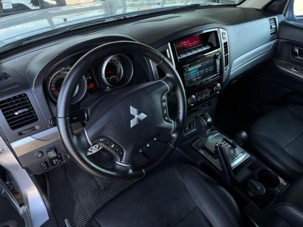 Mitsubishi Pajero IV Рестайлинг 2 с пробегом 2015 года, цена 2 577 000 рублей, 154586 км, внедорожник, Автокод Объявления