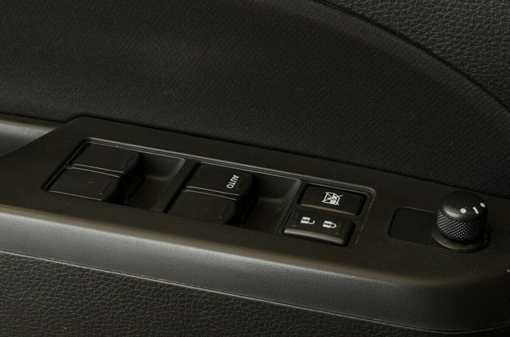 Suzuki Swift IV Рестайлинг Москва  - изображение 9