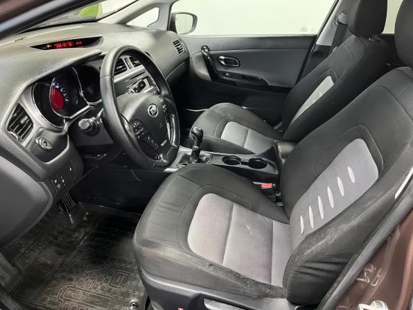 Kia Ceed II с пробегом 2013 года, цена 798 000 рублей, 235000 км, хэтчбек, Автокод Объявления