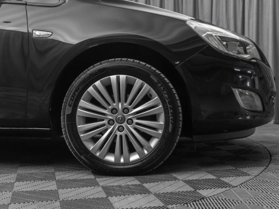 Opel Astra J Москва  - изображение 19