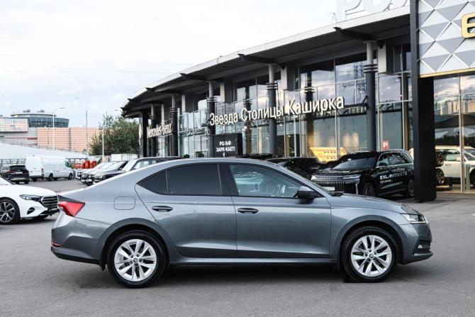 Skoda Octavia IV (A8) с пробегом 2022 года, цена 2 789 000 рублей, 146105 км, лифтбек, Автокод Объявления