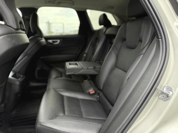 Volvo XC60 II с пробегом 2020 года, цена 3 625 000 рублей, 37892 км, внедорожник, Автокод Объявления