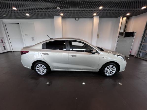 Kia Rio IV с пробегом 2018 года, цена 1 410 000 рублей, 114125 км, седан, Автокод Объявления