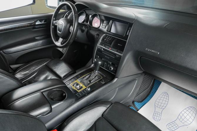 Audi Q7 I (4L) с пробегом 2006 года, цена 1 429 000 рублей, 307000 км, внедорожник, Автокод Объявления