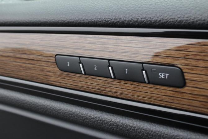Volkswagen Touareg II Рестайлинг с пробегом 2017 года, цена 3 600 000 рублей, 188527 км, внедорожник, Автокод Объявления