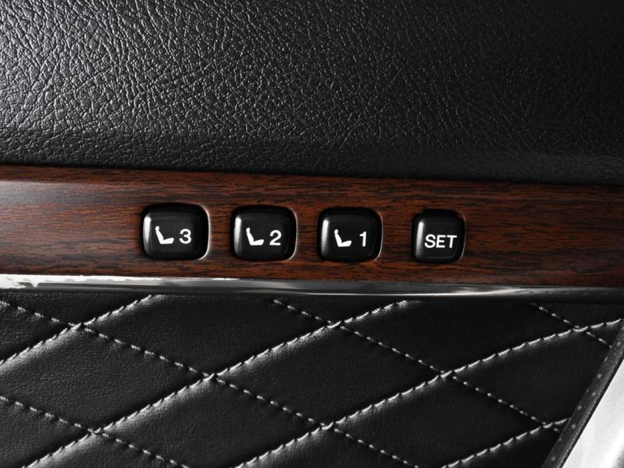Toyota Land Cruiser 200 Series Рестайлинг 2 Ростов-на-Дону  - изображение 22