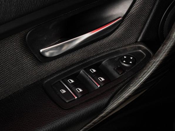 BMW 3 серии VI (F3x) Рестайлинг с пробегом 2016 года, цена 2 184 000 рублей, 152113 км, седан, Автокод Объявления