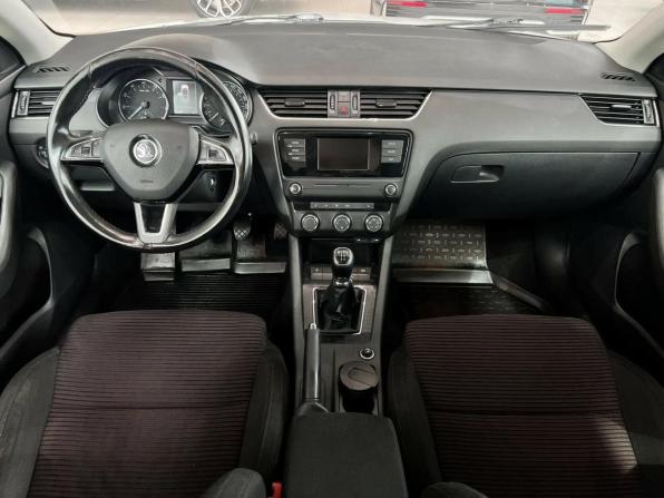 Skoda Octavia III (A7) с пробегом 2015 года, цена 1 095 000 рублей, 195737 км, лифтбек, Автокод Объявления