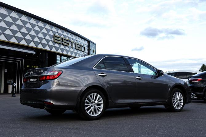 Toyota Camry VII (XV50) Рестайлинг с пробегом 2014 года, цена 1 599 000 рублей, 244095 км, седан, Автокод Объявления
