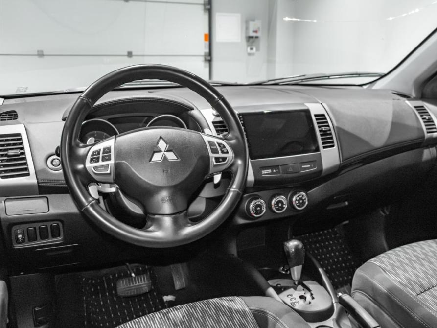 Mitsubishi Outlander II Рестайлинг Екатеринбург  - изображение 13