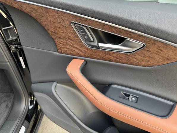 Audi Q7 II (4M) Рестайлинг 2 с пробегом 2024 года, цена 8 600 000 рублей, 6500 км, внедорожник, Автокод Объявления