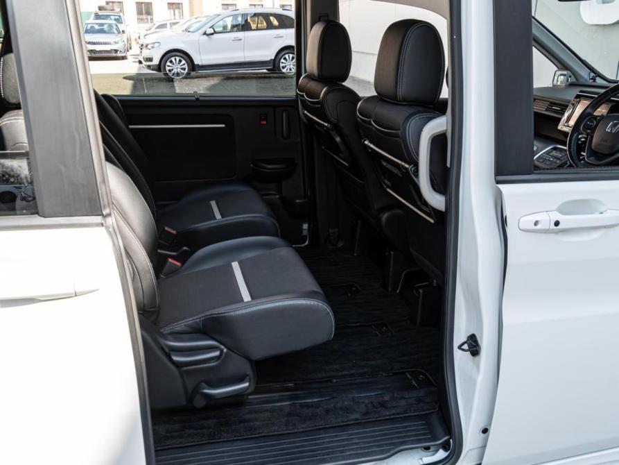 Honda Stepwgn V Рестайлинг Краснодар  - изображение 13