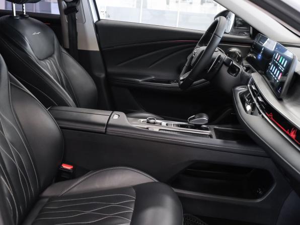 Chery Arrizo 8 с пробегом 2023 года, цена 2 100 000 рублей, 27291 км, седан, Автокод Объявления