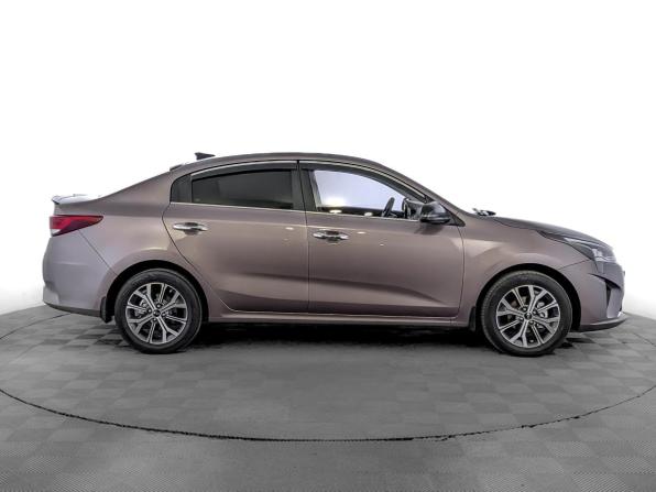Kia Rio IV Рестайлинг с пробегом 2021 года, цена 1 665 000 рублей, 70404 км, седан, Автокод Объявления
