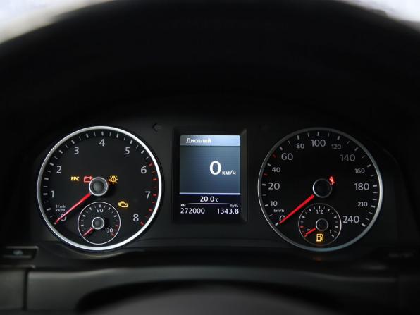 Volkswagen Tiguan I Рестайлинг с пробегом 2011 года, цена 900 000 рублей, 272000 км, внедорожник, Автокод Объявления