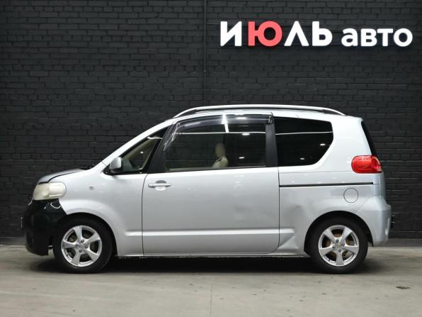 Toyota Porte I с пробегом 2005 года, цена 525 000 рублей, 260397 км, минивэн, Автокод Объявления