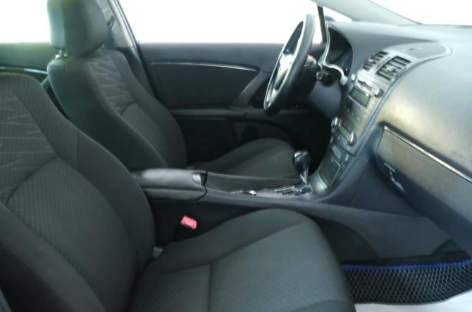 Toyota Avensis III с пробегом 2009 года, цена 1 109 000 рублей, 229000 км, седан, Автокод Объявления