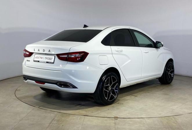 Lada (ВАЗ) Vesta I Рестайлинг (NG) с пробегом 2025 года, цена 1 470 000 рублей, 15144 км, седан, Автокод Объявления