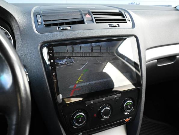 Skoda Octavia II (A5) Рестайлинг с пробегом 2012 года, цена 1 059 000 рублей, 90105 км, лифтбек, Автокод Объявления