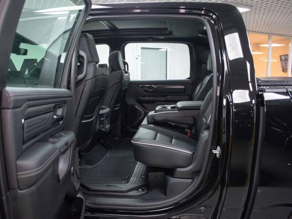 Ram 1500 V Рестайлинг с пробегом 2026 года, цена 10 499 000 рублей, 52 км, offers.body_type.unknown, Автокод Объявления