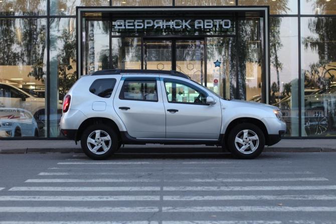 Renault Duster I Рестайлинг с пробегом 2018 года, цена 1 335 000 рублей, 120011 км, внедорожник, Автокод Объявления
