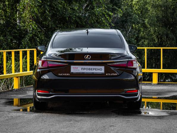 Lexus ES VII с пробегом 2019 года, цена 2 798 000 рублей, 120923 км, седан, Автокод Объявления