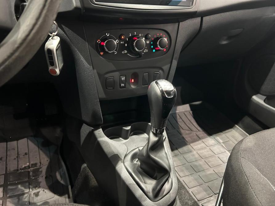 Renault Sandero II Санкт-Петербург  - изображение 19