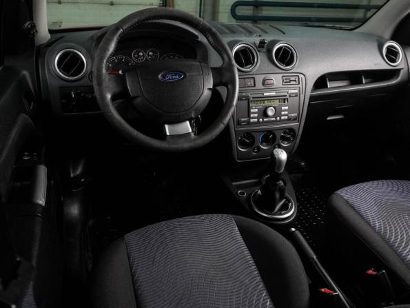 Ford Fusion I Рестайлинг с пробегом 2008 года, цена 349 000 рублей, 297356 км, хэтчбек, Автокод Объявления