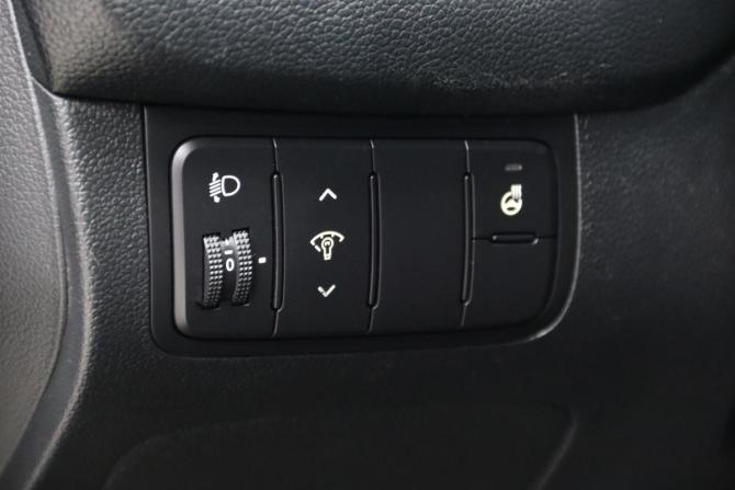 Kia Ceed II Рестайлинг с пробегом 2017 года, цена 795 950 рублей, 281063 км, хэтчбек, Автокод Объявления