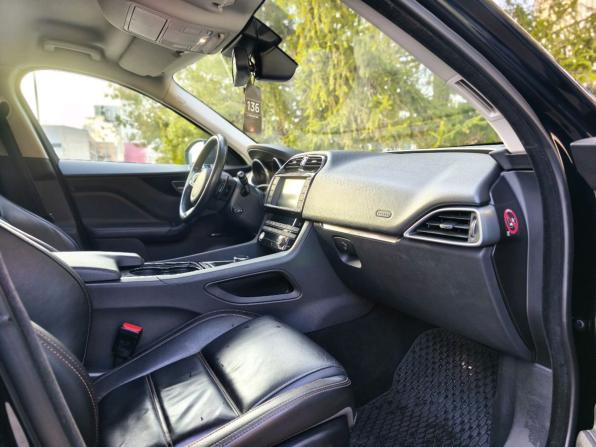 Jaguar F-Pace I с пробегом 2017 года, цена 2 150 000 рублей, 166966 км, внедорожник, Автокод Объявления