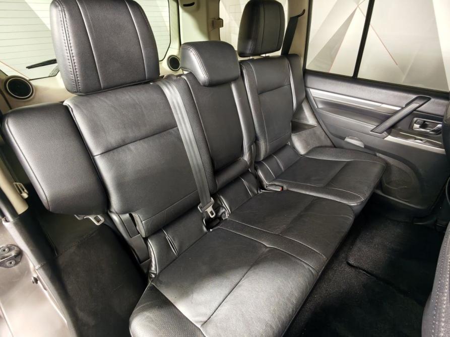 Mitsubishi Pajero IV Рестайлинг 1 Москва  - изображение 17