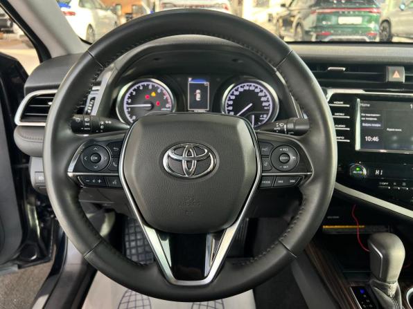 Toyota Camry VIII (XV70) с пробегом 2018 года, цена 2 495 000 рублей, 162693 км, седан, Автокод Объявления