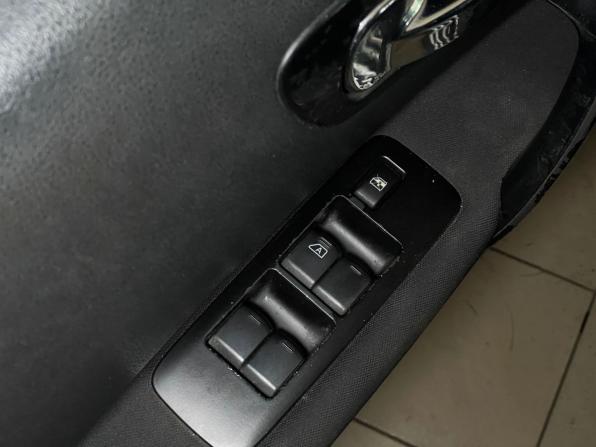 Nissan Qashqai I Рестайлинг с пробегом 2011 года, цена 799 000 рублей, 300306 км, внедорожник, Автокод Объявления