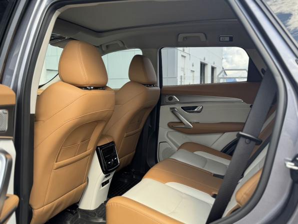 JETOUR X70+ I Рестайлинг с пробегом 2024 года, цена 2 025 000 рублей, 24749 км, внедорожник, Автокод Объявления