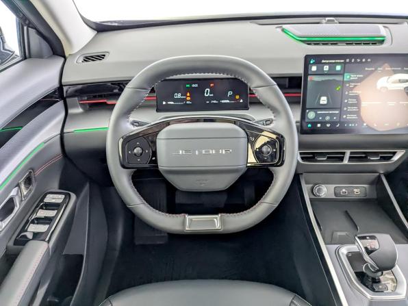 JETOUR DASHING I с пробегом 2026 года, цена 2 590 000 рублей, 2494 км, внедорожник, Автокод Объявления