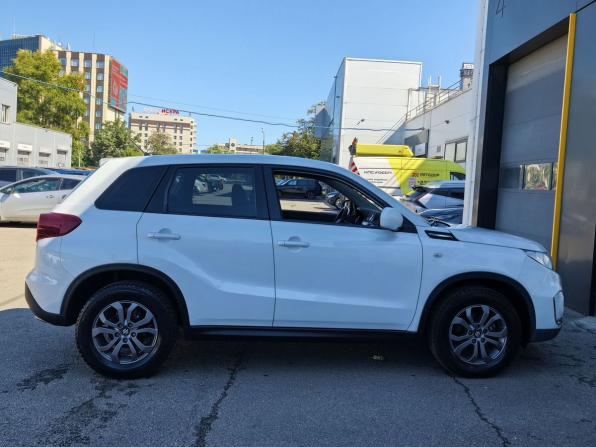 Suzuki Vitara II Рестайлинг с пробегом 2021 года, цена 2 628 000 рублей, 82185 км, внедорожник, Автокод Объявления