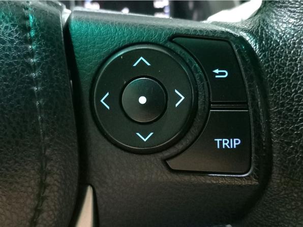 Toyota RAV4 IV (XA40) Рестайлинг с пробегом 2015 года, цена 2 330 000 рублей, 92000 км, внедорожник, Автокод Объявления