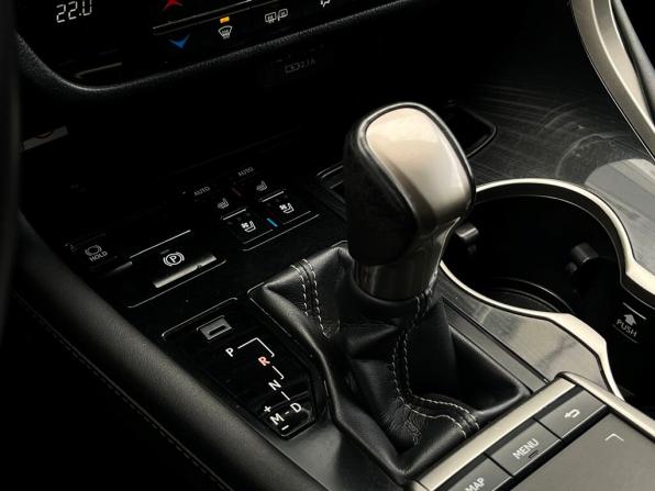 Lexus RX IV Рестайлинг с пробегом 2019 года, цена 4 856 700 рублей, 84094 км, внедорожник, Автокод Объявления