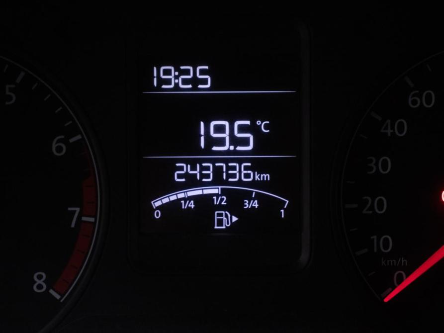 Volkswagen Polo V Рестайлинг Москва  - изображение 12