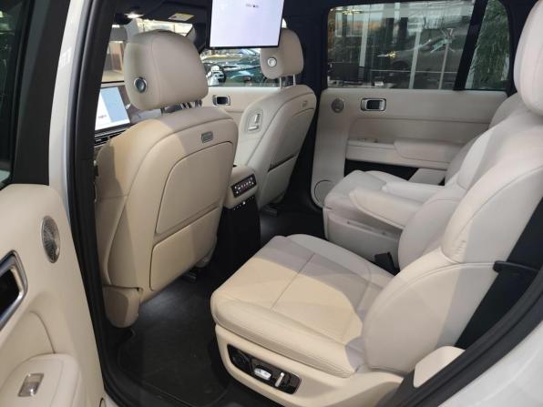 Новый Li Auto (Lixiang) L9 I Рестайлинг 2025 года, цена 11 990 000 рублей, внедорожник, Автокод Объявления