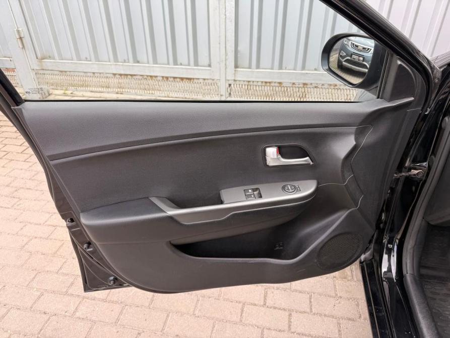 Kia Rio III Ростов-на-Дону  - изображение 9