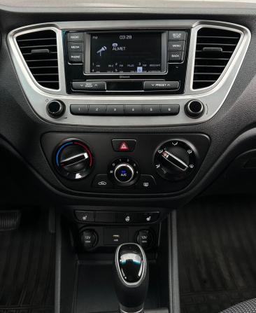 Hyundai Solaris II Рестайлинг с пробегом 2021 года, цена 1 400 000 рублей, 101245 км, седан, Автокод Объявления