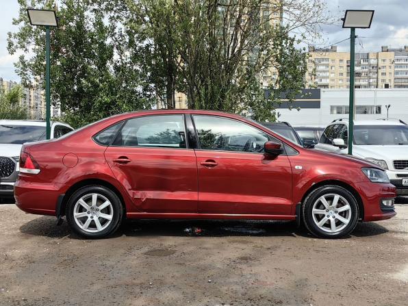 Volkswagen Polo V Рестайлинг с пробегом 2016 года, цена 839 000 рублей, 131000 км, седан, Автокод Объявления